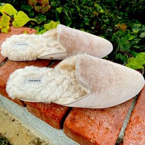 Birdies ‘The Phoebe’ Velvet Slides